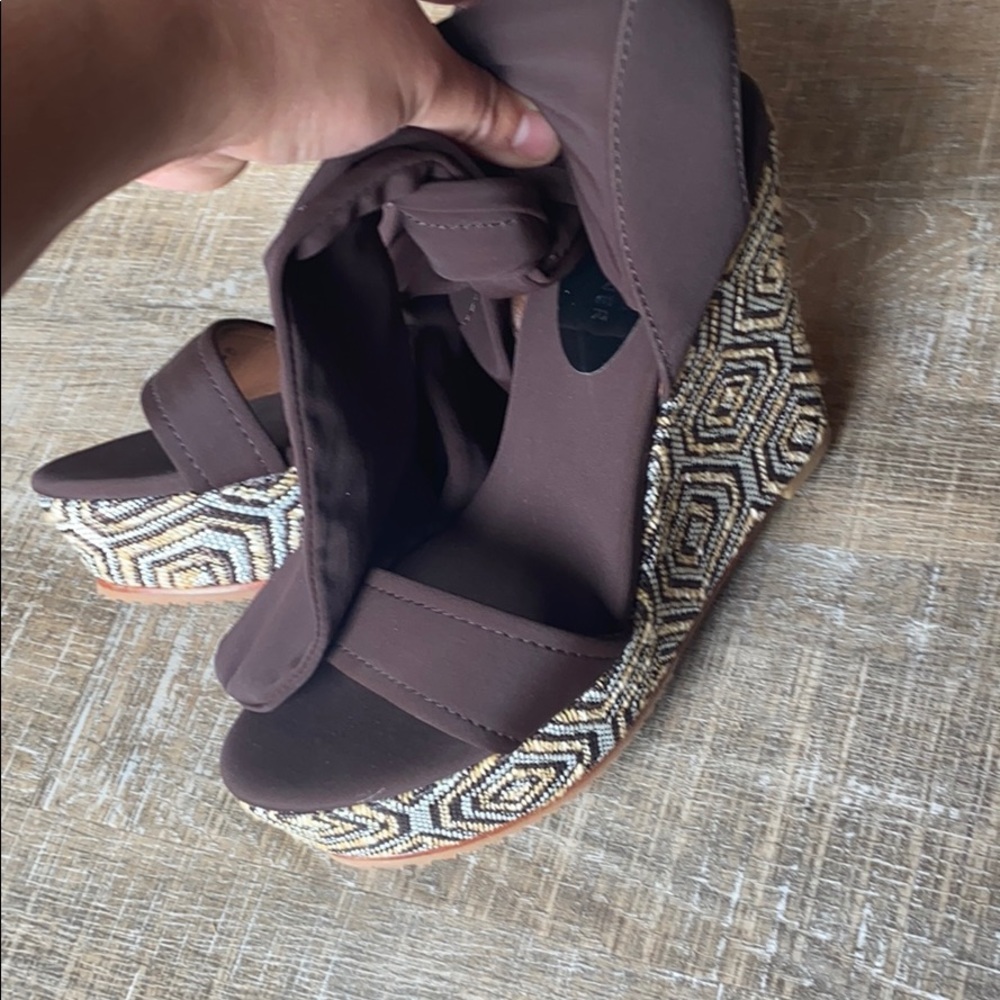 Donald J. Pliner Brown detailed wedged Sandals